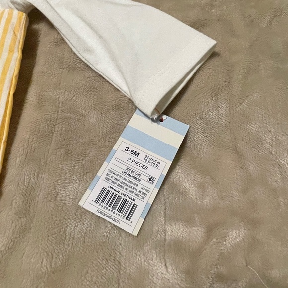 Cat & Jack Yellow Striped Hat Overalls Set - Picture 4 of 6